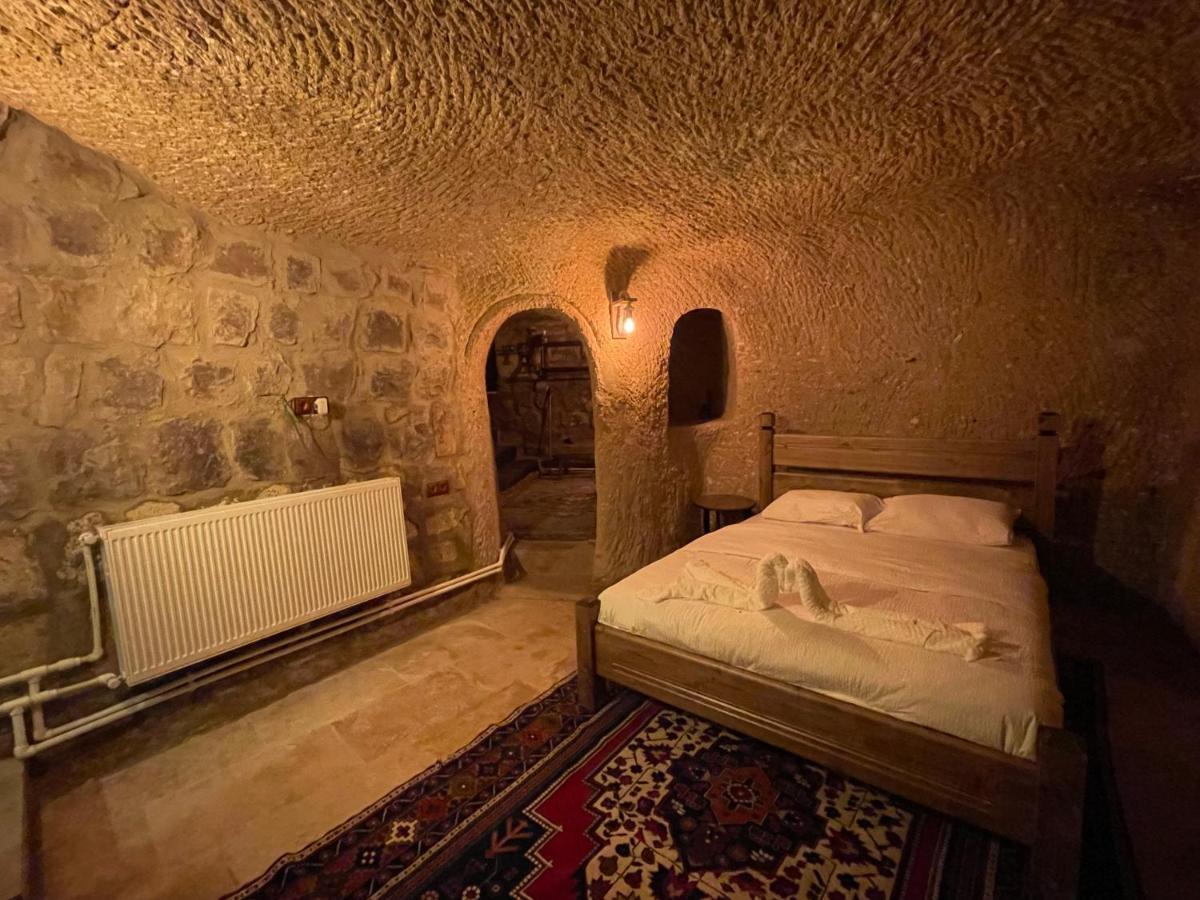 فندق The Cave House أوروغوبْ المظهر الخارجي الصورة