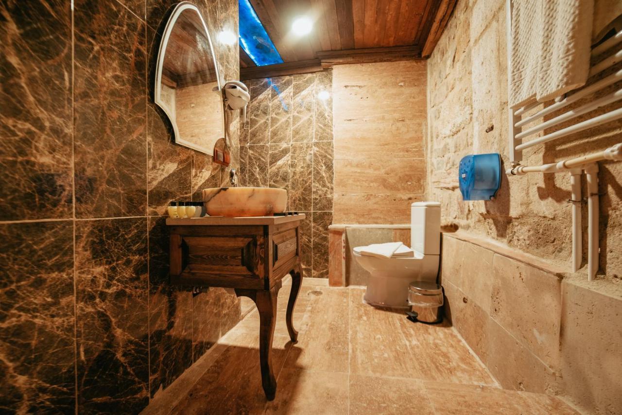 فندق The Cave House أوروغوبْ المظهر الخارجي الصورة