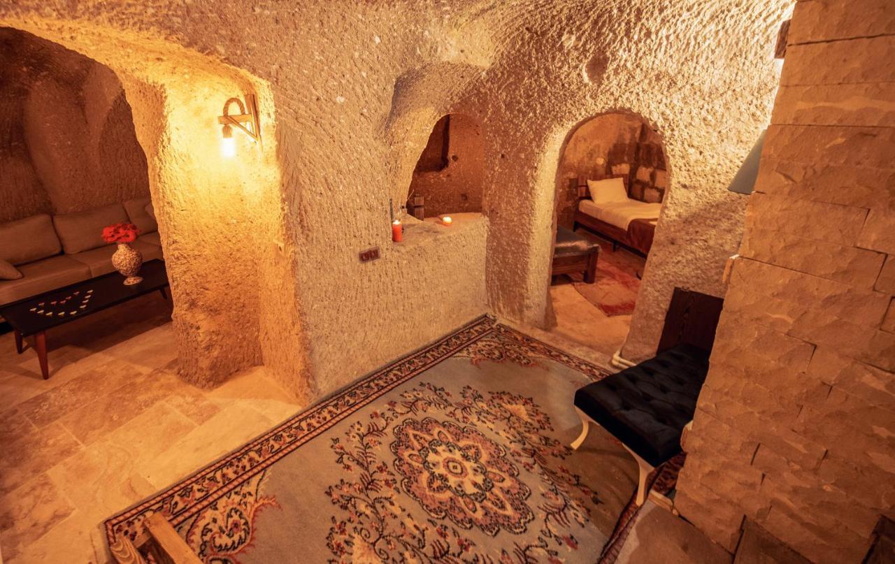 فندق The Cave House أوروغوبْ المظهر الخارجي الصورة